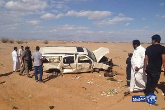 5 فرق تباشر حادث انقلاب سيارة نقل معلمات طريق ينبع البحر - ينبع النخل