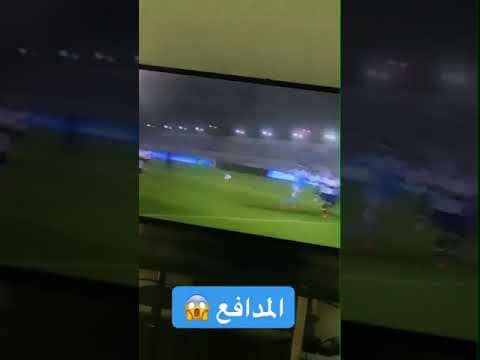 شاهد .. ردة فعل مشجعة اماراتية بعد هدف النصر الاول ضد الباطن