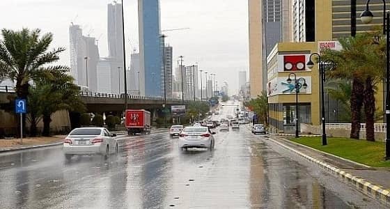 الأرصاد: توقعات بأمطار رعدية على عدد من المناطق