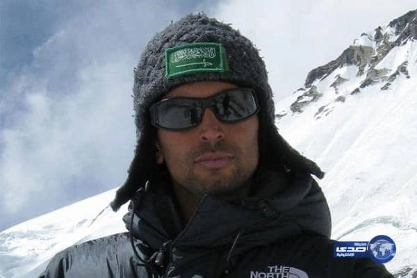 الرحالة الزومان" يروي لحظات مغامرته لقمة "إفرست"