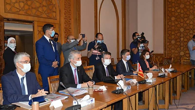 تركيا تتعهد لمصر بتجميد إرسال العناصر المسلحة إلى ليبيا