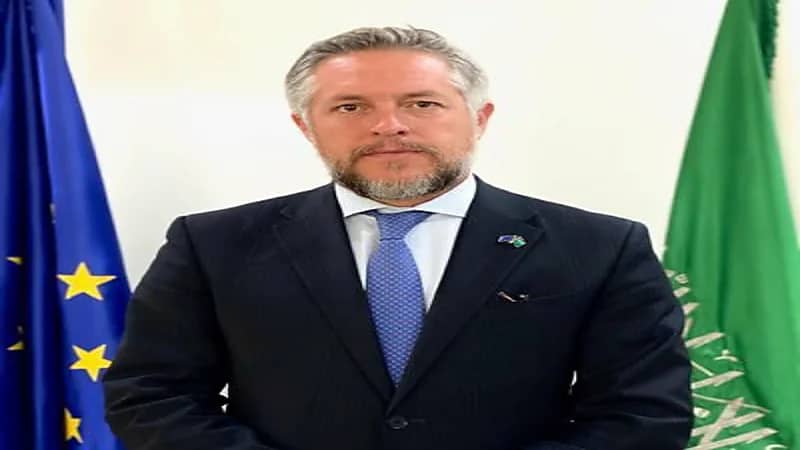 تعليق سفير الاتحاد الأوروبي بالرياض على الهجمات الحوثية التي استهدفت المملكة
