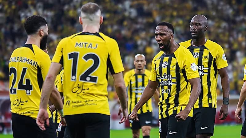 الاتحاد يهزم الشباب بثنائية .. فيديو وصور