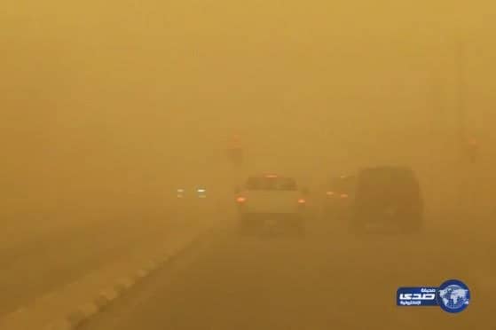 بالصور : شرورة تنال نصيبها من العاصفة الرملية " المظلمه "