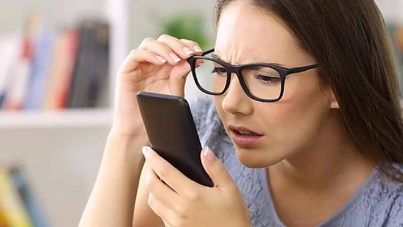 أخصائية : نقص فيتامين A يؤدي إلى تدهور الرؤية والعمى الليلي