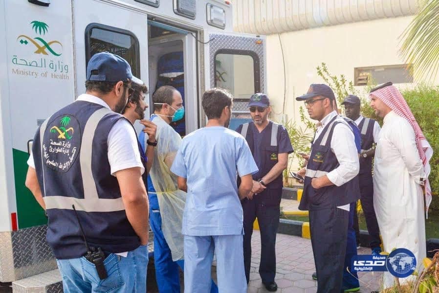 بالفيديو والصور.. موقع سقوط الصاروخ الباليستي الذي أطلقه الحوثيون على أحد المسارحة