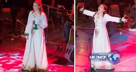 بالصور : ماجدة الرومي تزور قبر المخرج الراحل يوسف شاهين بالإسكندرية