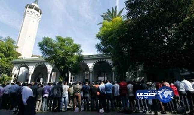 مجهول يلقى مادة حارقة على مسجد "خادم الحرمين"في إسكتلندا