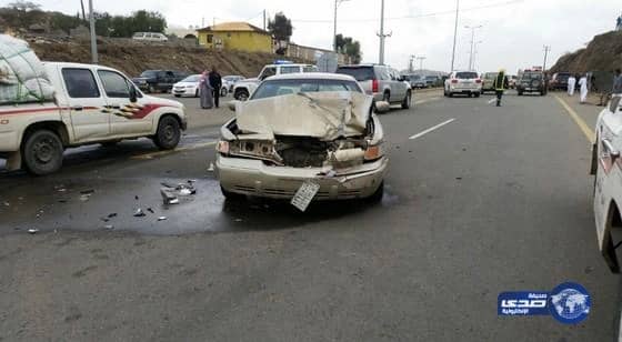 بلجرشي: 4 إصابات في حادث.. إحداها خطيرة