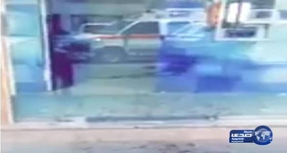 التحقيق مع موظفي سيارة نقل أموال المسروقة فى القطيف