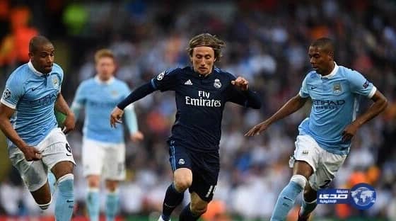 الكشف عن إصابة لاعب يوفنتوس كوادرادو