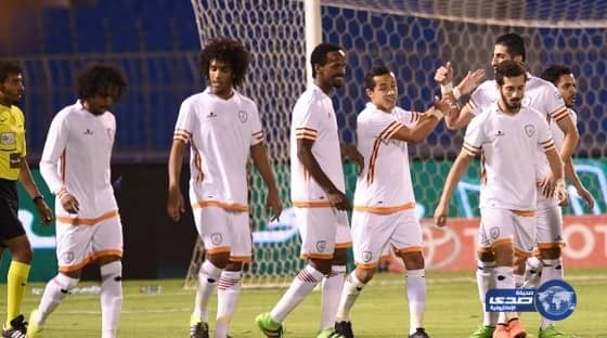 رسمياً .. تيفيز ينضم إلى شنغهاي الصيني‬