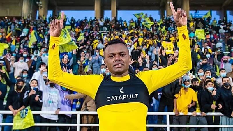 التعاون يودع نجمه البرازيلي.. ويحصل على شهادة الكفاءة المالية