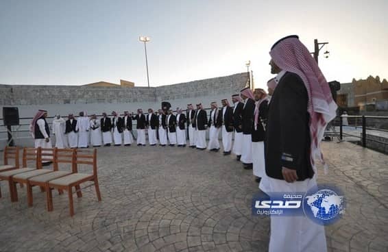 قرية الباحة" تستقبل زوارها بالعديد من الحرف والبرامج الثقافية‎