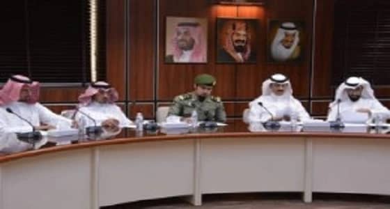 لجنة الاستقدام بغرفة أبها تعقد ورشة عمل مع جوازات ومكتب العمل بعسير