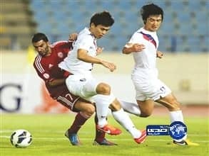 حافظة خاصة بالتقاط السيلفي تٌدخل " كيم كاردشيان " في معارك قضائية