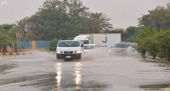 بالصور.. هطول أمطار غزيرة على القصيم