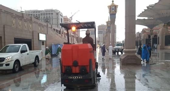أمانة المدينة المنورة تسحب مياه الأمطار بوقت قياسي