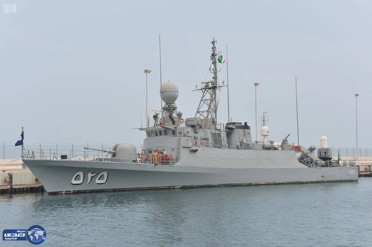 بالصور.. سفينة جلالة الملك عقبة تصل للكويت