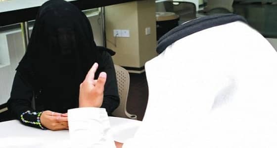 السجن لموظف حاول استدراج مُراجعة لشقته في الـ 12 ليلا