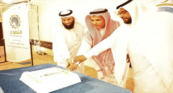 مدير مركز التنمية الاجتماعية بمكة يدشّن وحدة العمل التطوعي بتعاوني أجياد