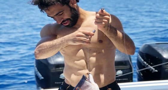 محمد صلاح يخترق القانون المصري بسبب السمك " عقوبته السجن "