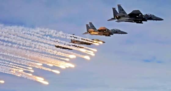 مقاتلات التحالف العربي تقضي على تعزيزات حوثية