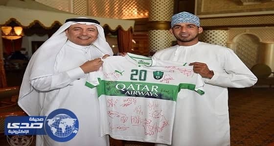 الأهلي يكرم العماني عماد الحوسني قبل مواجهة ذوب آهان
