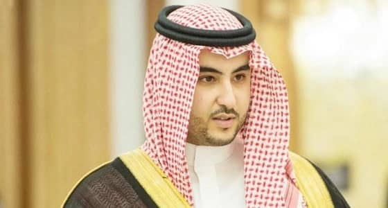 خالد بن سلمان يوجه بمتابعة حادث استشهاد المبتعثين بعد إنقاذهما لطفلين من الغرق