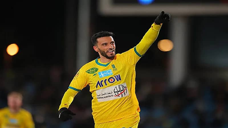 عمر السومة يتألق ويؤكد عشقه للأهلي قبل نهائي دوري أبطال آسيا.. فيديو