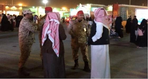 لتسهيل الحركة..إزالة ومصادرة 340 بسطة وحجز 6 سيارات مخالفة بمهرجان الجنادرية