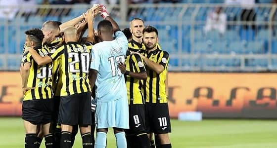رغم تبقي 9 أيام.. إقبال كبير على تذاكر مباراة الاتحاد والقادسية