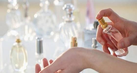 تعرفي على الطريقة الصحيحة لوضع العطور ودوامها لفترة أطول