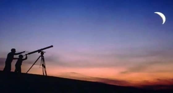 المحكمة العليا تدعو إلى تحري رؤية هلال شوال