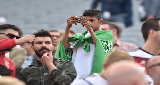بالصور.. ظهور لافت لمشجعي الأخضر من مدرجات باي آرينا
