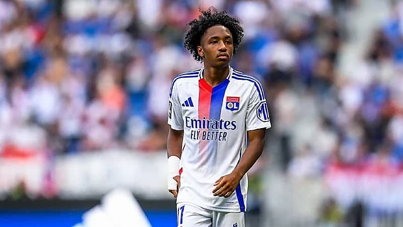 هبوط نادي ليون إلى الدرجة الثانية في فرنسا