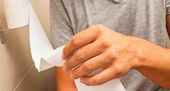 دلالات تؤكد إصابتك بأمراض خطيرة أهمها تغير لون البراز