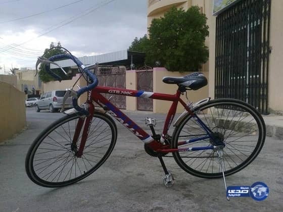 بالصور.. شقيقة «نيمار» تنافسه على الشهرة