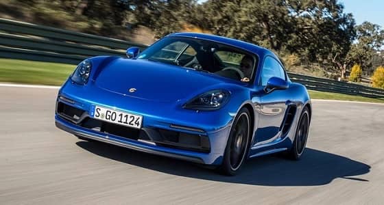 بالصور.. انطلاق " بورشه 718 كايمن GTS 2018 " الأكثر شراسة