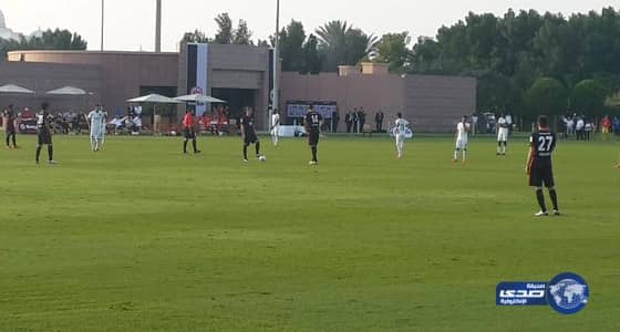 شاب يحاول اغتصاب موديل أجنبية بعد استدراجها لشقته 