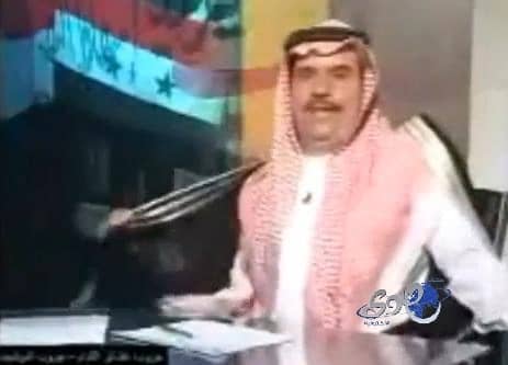 بالفيديو..شيخ عشائر بالرقة حرّم لبس "البشت" حتى إسقاط تمثال الأسد