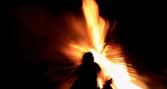 بالصور.. شاب يحرق زوجته لعدم قدرتها على الإنجاب