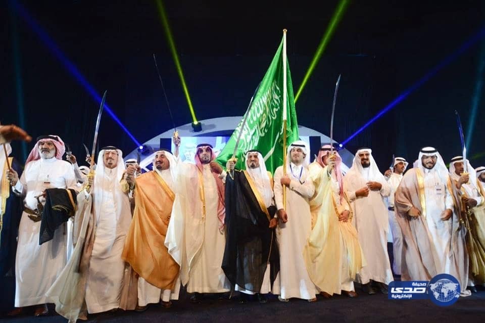 سراة_عبيدة تحيي أولى ليالي المحافظات وتكرم أسر الشهداء