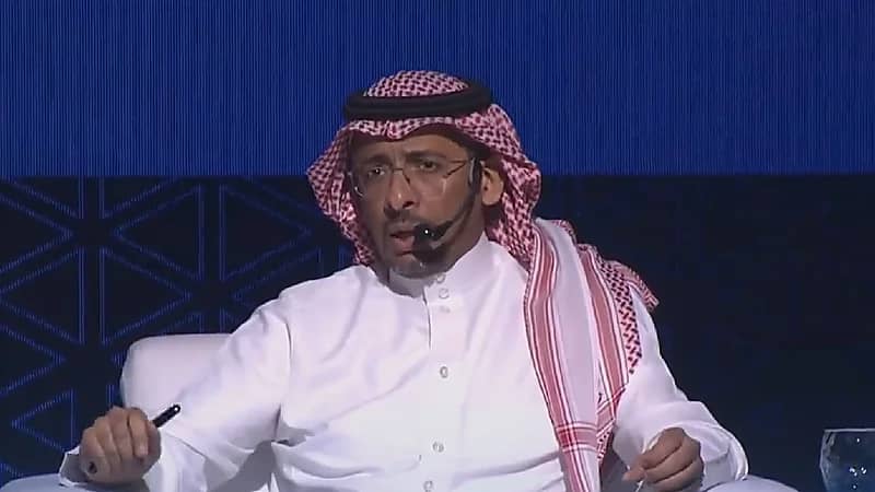 وزير الصناعة يكشف سبب عدم توحيد إصدار الرسوم والضرائب والزكاة