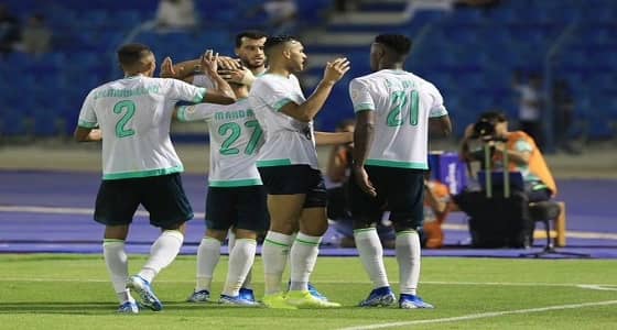 الأهلي يتغلب على الاتفاق بهدفين