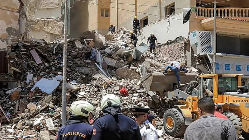 انهيار عقار سكني في أسيوط ومصرع 6 أشخاص