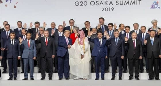 بلومبيرج: ولي العهد تقاسم الأضواء مع دونالد ترامب في قمة العشرين