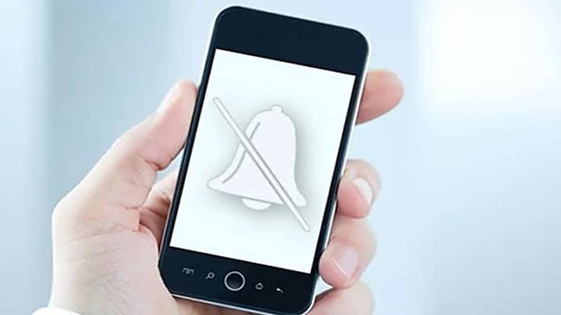 تشغيل الوضع «صامت» يزيد من إدمان الهواتف الذكية