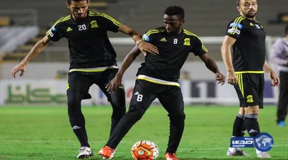 بالفيديو .. الاهلي يخسر آسيوياً من العين الاماراتي