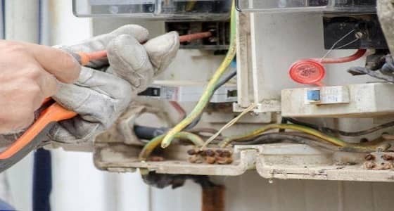 الكهرباء: لا تكلفة إضافية على المشتركين بعد تنفيذ مشروع العدادات الذكية